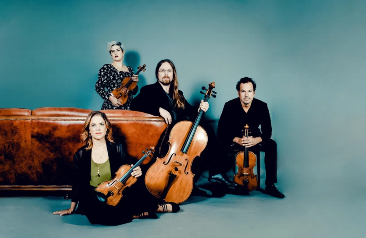 Imagen oficial de Cuarteto Mivos (Estados Unidos), cuarteto de cuerdas  en Bogotá